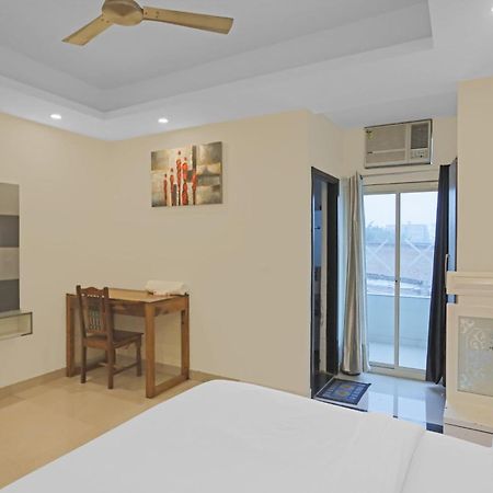 Super Hotel O Heart Beat Hotel Greater Noida Esterno foto