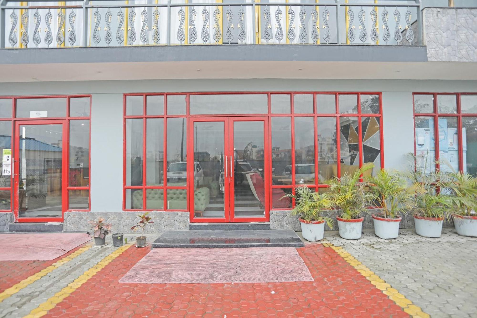 Super Hotel O Heart Beat Hotel Greater Noida Esterno foto